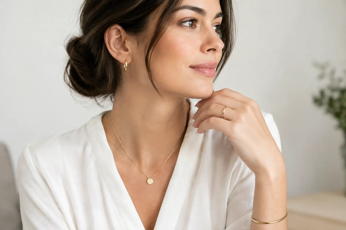 Gioielli minimal donna da indossare ogni giorno