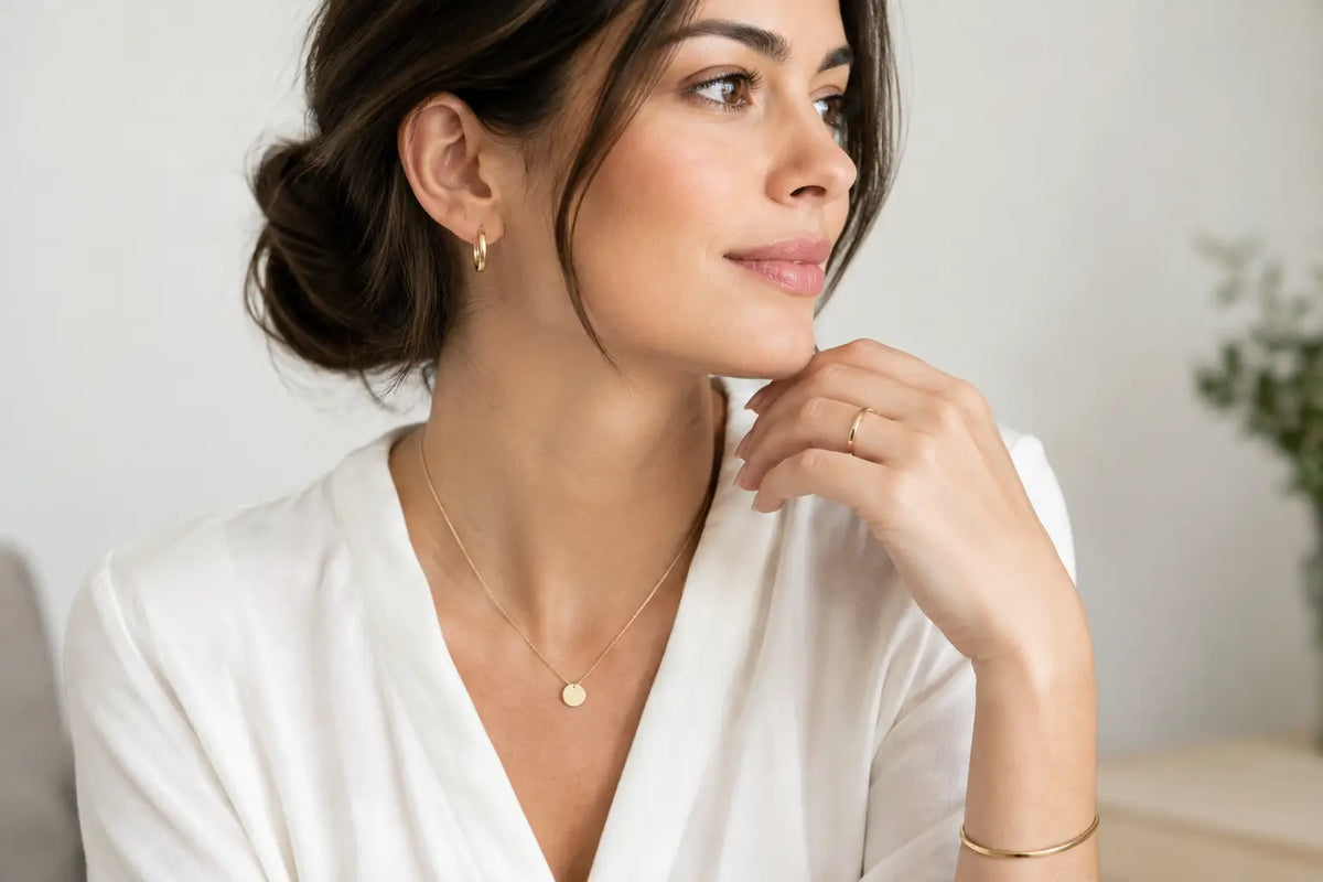 Gioielli minimal donna da indossare ogni giorno